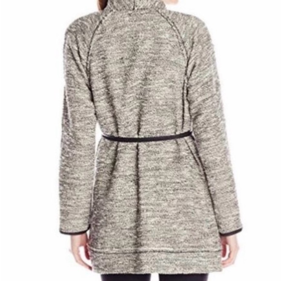 Rebecca Taylor Black and Cream Tweed Coat Blazer Size 2 pre-owned. - Picture 2 of 7